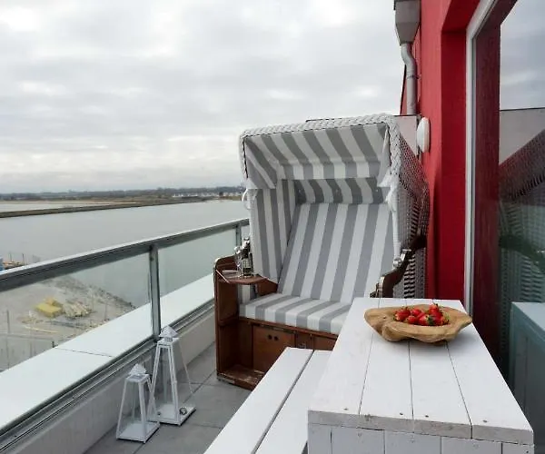 Marina Loft Апартаменты